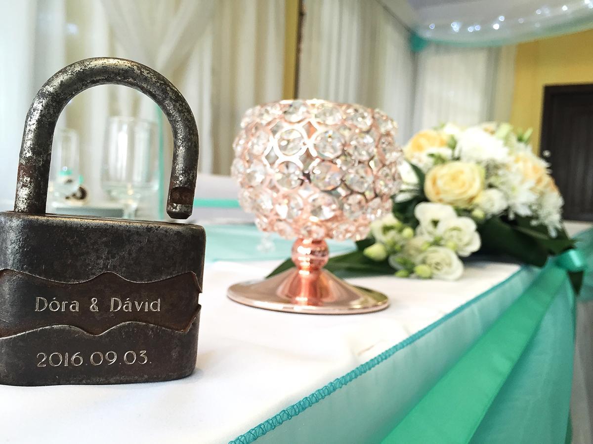 Sztar Motel Etterem Balassagyarmat Zewnętrze zdjęcie