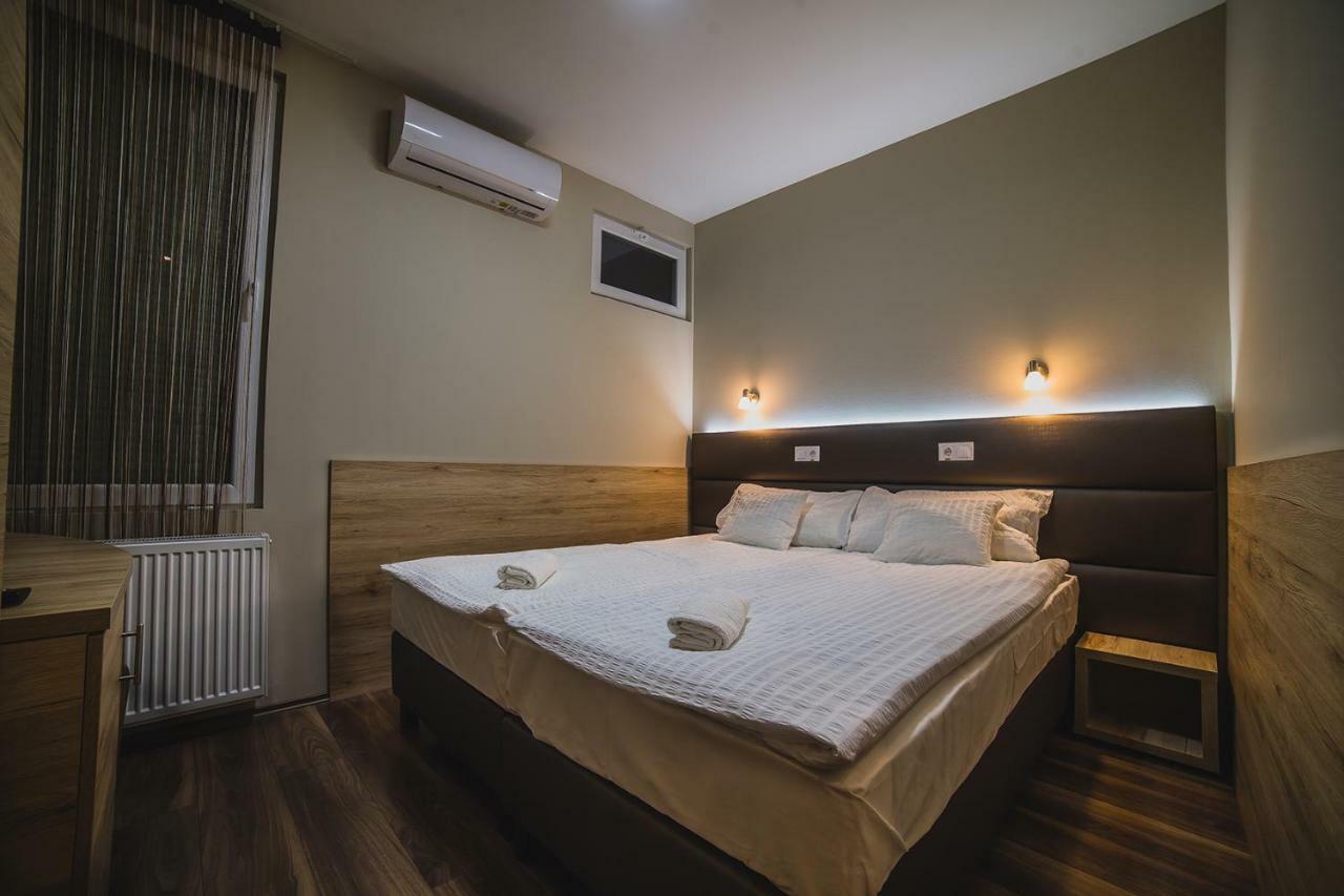 Sztar Motel Etterem Balassagyarmat Zewnętrze zdjęcie
